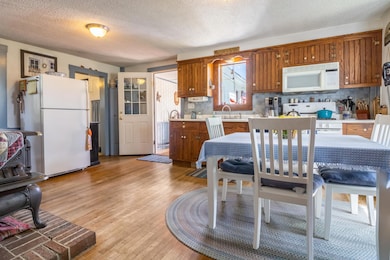 238 Duck Cove Road Interiors-21