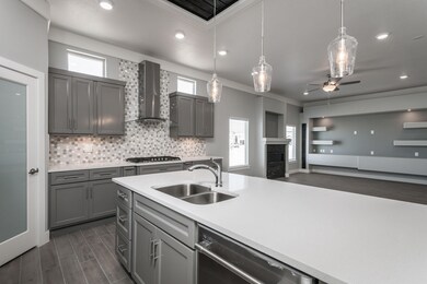 13944 Flora Vista Ave, Horizon City, TX 79928 - photo 4