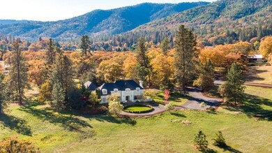 3940 Walker Creek Rd, Central Point, OR 97502 - photo 4