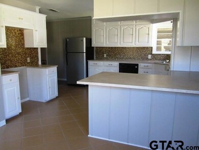 3601 3601 Birdwell, Tyler, TX 75701 - photo 4