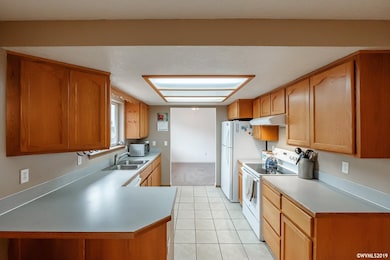 1445 Morningside Ct SE, Salem, OR 97302 - photo 5