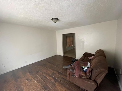 407 W Texas St, Denison, TX 75020 - photo 5