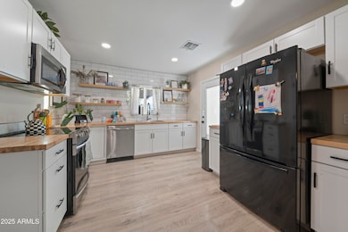 2547 W Adams St, Phoenix, AZ 85009 - photo 6