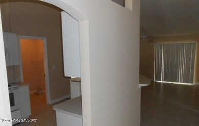 Kitchen to living room