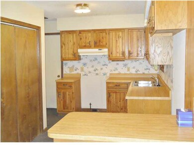 Lots of cabinet space and pantry shelves across fr