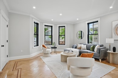 61 Lyndhurst St unit A, Boston, MA 02124 - photo 4