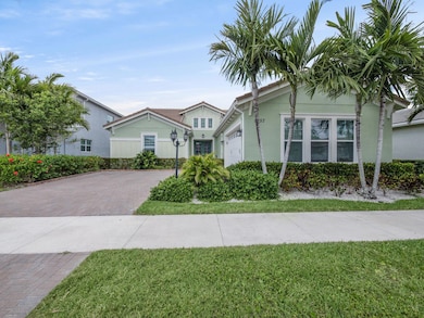 5857 Whippoorwill Cir, Loxahatchee, FL 33470 - photo 2