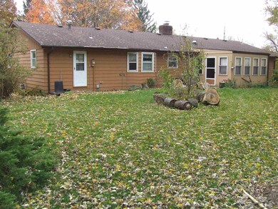 2308 Blair Rd, Fort Wayne, IN 46819 - photo 3