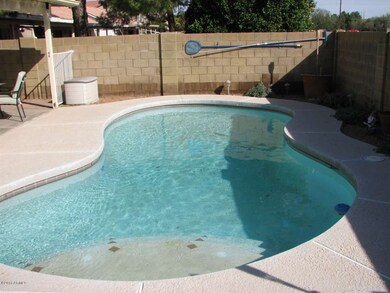 4 Pool