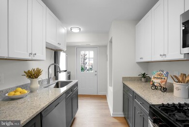 5937 Quantrell Ave unit T2, Alexandria, VA 22312 - photo 7