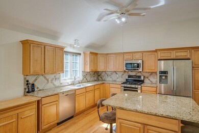 19 Wilkins St, Hudson, MA 01749 - photo 5