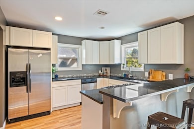 1414 E 56th St, Tulsa, OK 74105 - photo 6