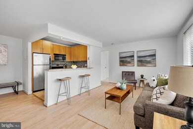 2003 Allen Place NW unit 202, Washington, DC 20009 - photo 5