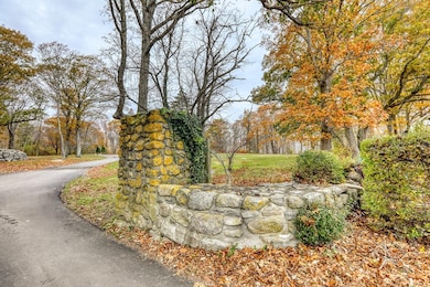 31 Summit Ave, Rockport, MA 01966 - photo 2