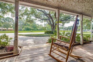 408 Baker Dr, Tomball, TX 77375 - photo 6