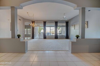 LIVING/DINING ROOM