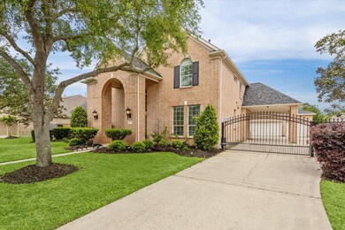 1878 Round Rock St, Friendswood, TX 77546 - photo 2