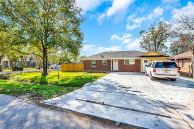3946 Faulkner St, Houston, TX 77021 - photo 4