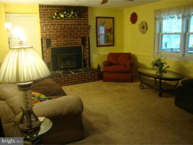 4962 Madison Dr, Brookhaven, PA 19015 - photo 6