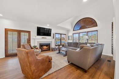 217 Lookout Point unit 11, Hot Springs National Park, AR 71913 - photo 4