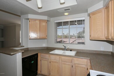 Kitchen2