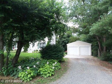 221 N 18th St, Purcellville, VA 20132 - photo 4