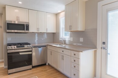 27 Ledge Hill Rd unit A, West Roxbury, MA 02132 - photo 6