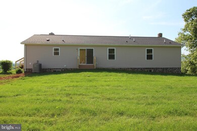 221 Old Grade Rd, Strasburg, VA 22657 - photo 6