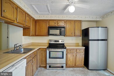 941 N Angel Valley Ct, Edgewood, MD 21040 - photo 5