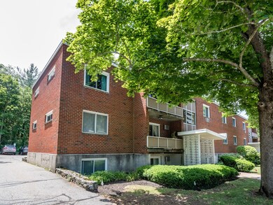 63 Lionel Ave unit E, Waltham, MA 02452 - photo 2