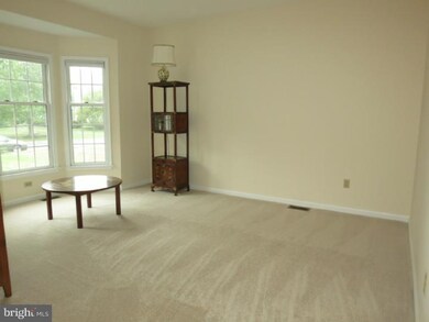 11 Marshall Ct, Plainsboro, NJ 08536 - photo 2