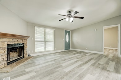 5837 Jerrycrest Dr, Pearland, TX 77584 - photo 5