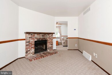 2390 Tricia Ct, Atco, NJ 08004 - photo 3