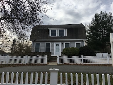 134 Whiting St unit 1, Hanover, MA 02339 - photo 7