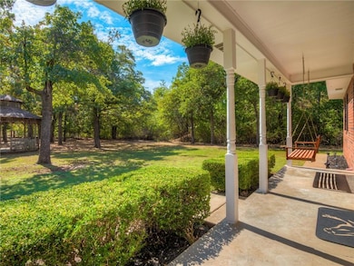 106565 S Kermit Rd, McLoud, OK 74851 - photo 3