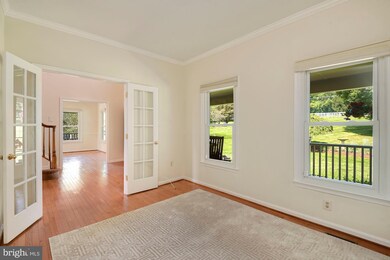 9712 Huntmaster Rd, Gaithersburg, MD 20882 - photo 5