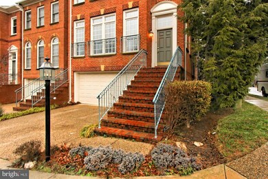 8020 Kidwell Ct, Vienna, VA 22182 - photo 2