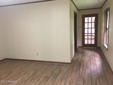 Back entrance and dining pics on 182