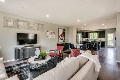 7004 Coletta Cir, Naperville, IL 60563 - photo 3