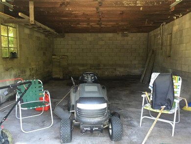 Large single car garage!