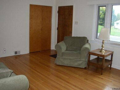 23 Holly Ln, Latham, NY 12110 - photo 3