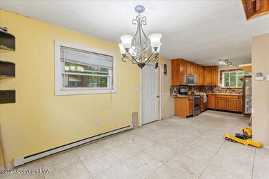 07-HomeView_Media-7128_Glouster_Rd.-#7