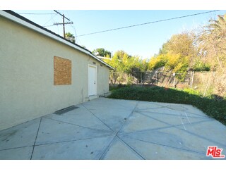 2647 Dobinson St, Los Angeles, CA 90033 - photo 3