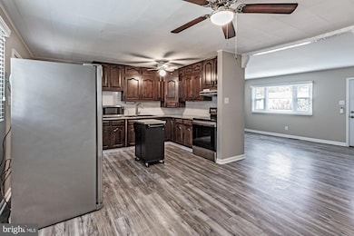 135 Garrett Rd, Newark, DE 19713 - photo 4