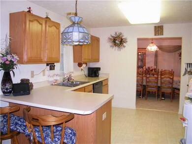 5737 Kensington Blvd, Plainfield, IN 46168 - photo 5