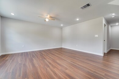 6716 Haight St unit A, Houston, TX 77028 - photo 7