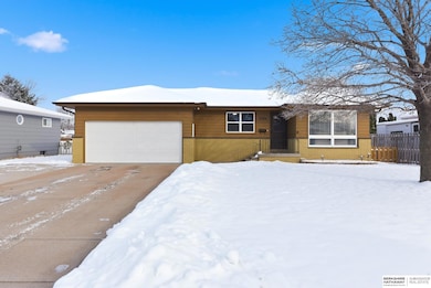 2044 E 2nd St, Fremont, NE 68025 - photo 2