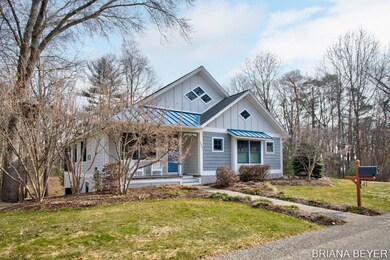 1-web-or-mls-1921 Chippewa Dr, Holland-1