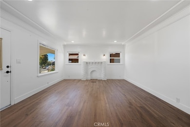 1261 W 51st Place, Los Angeles, CA 90037 - photo 4