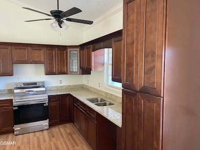 1208 Jenna Ct, Pigeon Forge, TN 37862 - photo 7